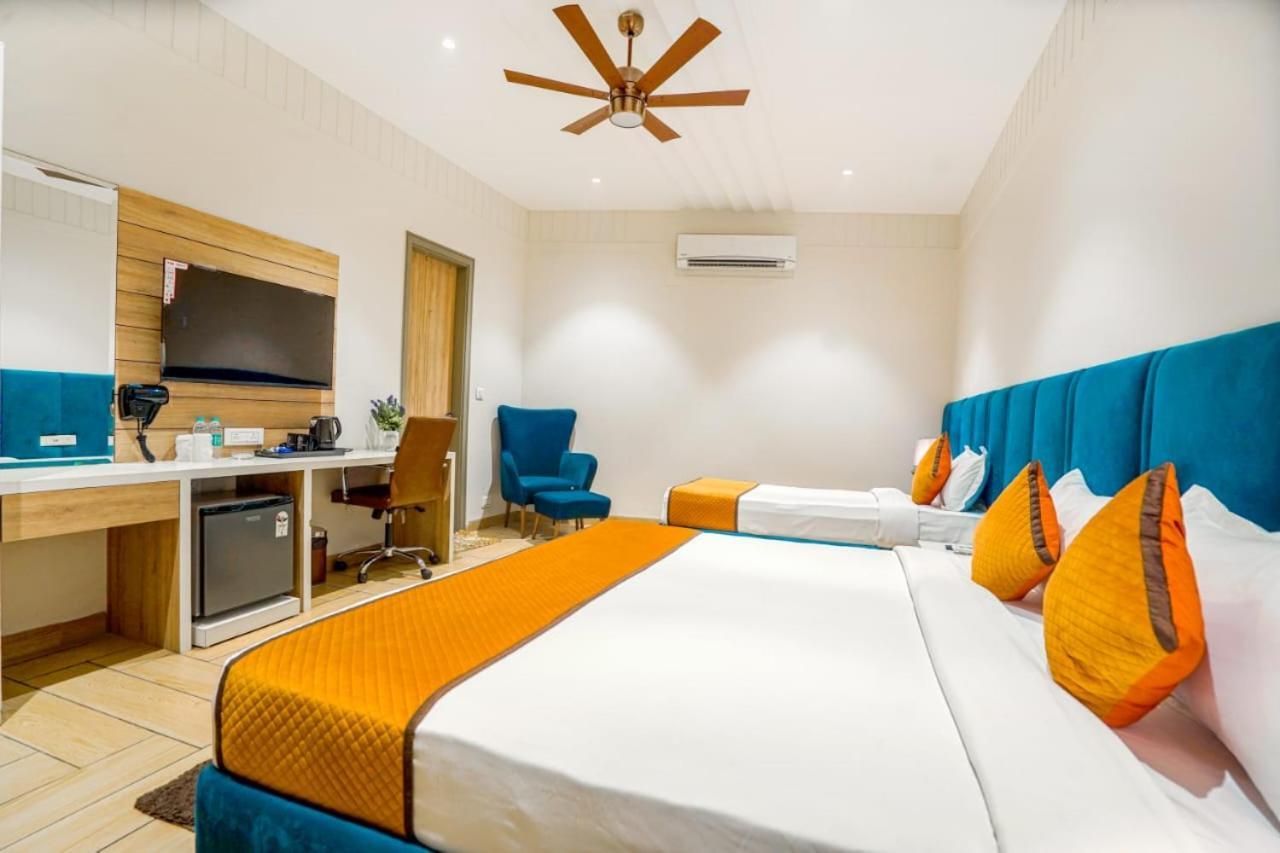 Greenwood Villa Amritsar Ngoại thất bức ảnh